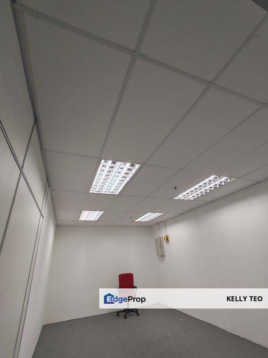 Centro Klang Office unit for Rent Partial Furnished, Selangor, Klang