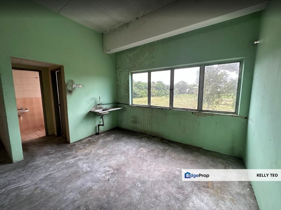 Taman Sentosa Klang 2 Storey Shop Facing Main Road, Selangor, Klang