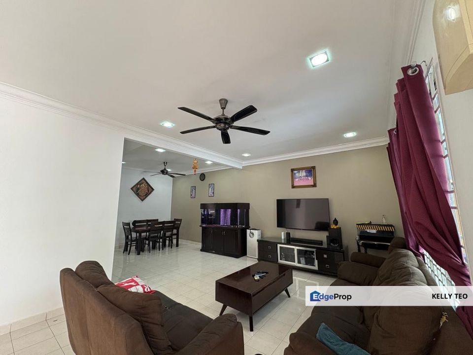 Bandar Parkland Double Storey Terrace House for Sale 22x75 Kitchen Extend, Selangor, Klang