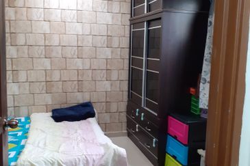 Taman Tepi Sungai ( Taman Teluk Pulai Indah )