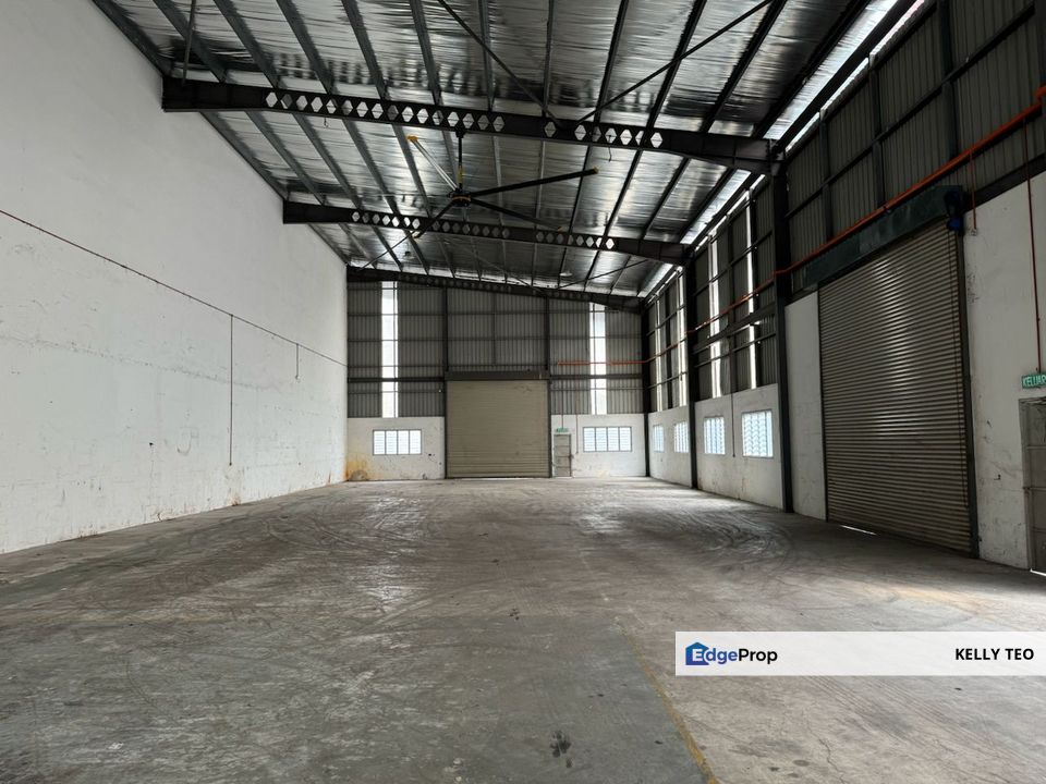 Air Hitam Industrial Park Klang 1.5 Storey Semi-D Factory for Rent, Selangor, Klang