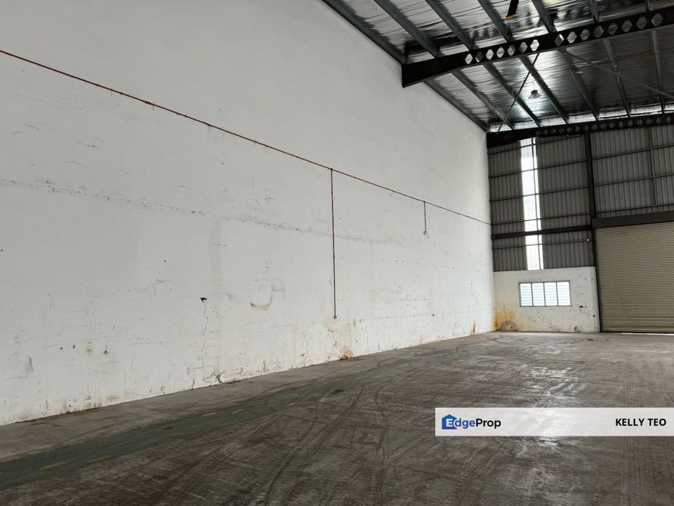 Air Hitam Industrial Park Klang 1.5 Storey Semi-D Factory for Rent, Selangor, Klang