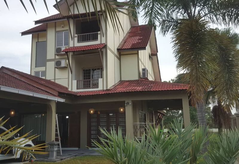 Bandar Country Homes