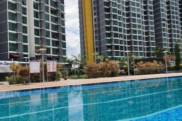 Vista Alam Serviced Apartment