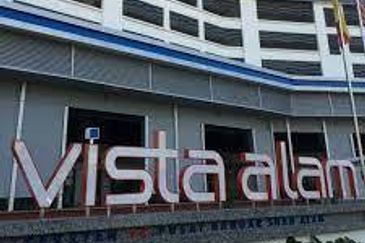 Vista Alam Serviced Apartment