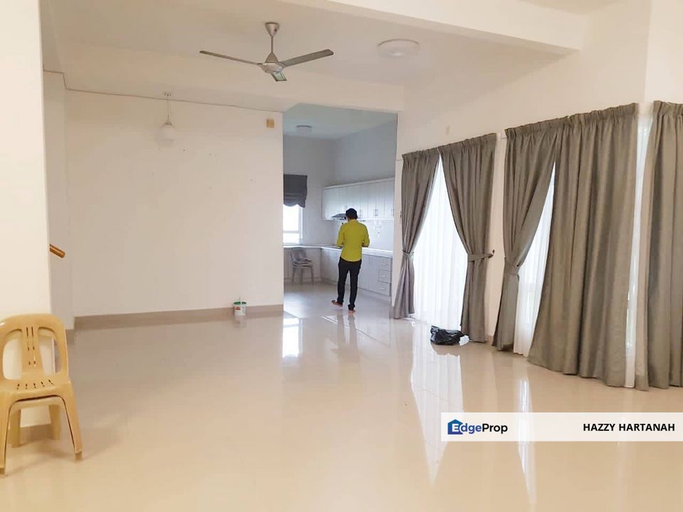 Below Market Greenhill Residence, Selangor, Shah Alam