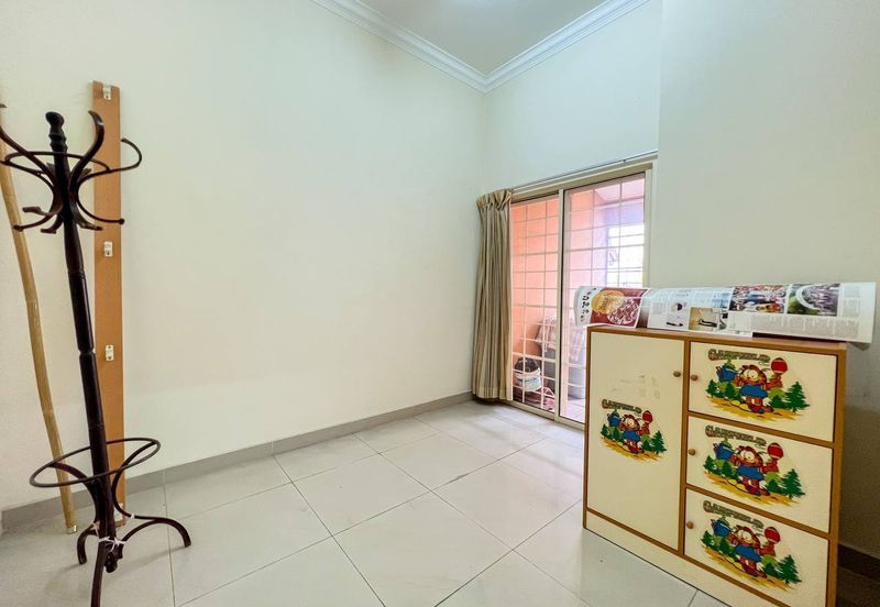 2 storey terrace facing open, Bukit Jelutong