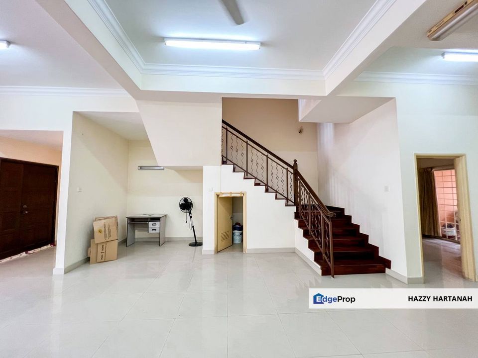 2 storey terrace facing open, Bukit Jelutong, Selangor, Bukit Jelutong