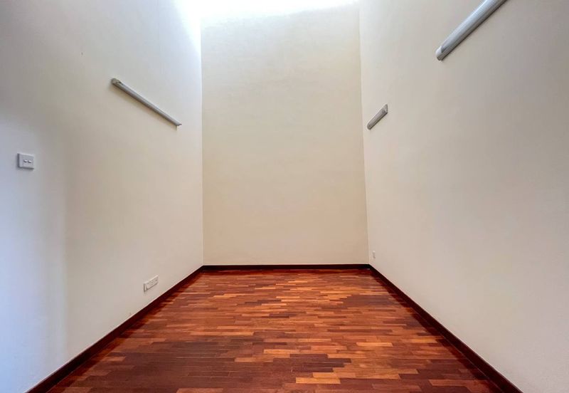 2 storey terrace facing open, Bukit Jelutong