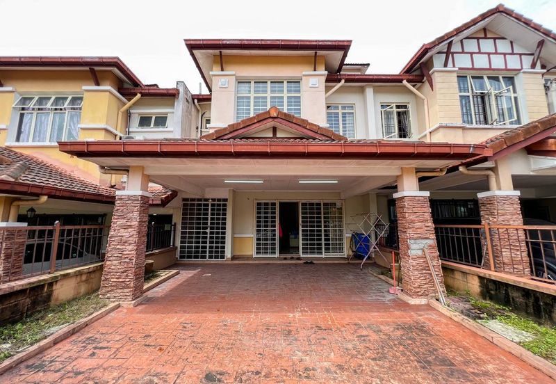 2 storey terrace facing open, Bukit Jelutong