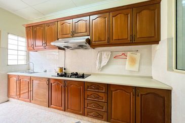 2 storey terrace facing open, Bukit Jelutong