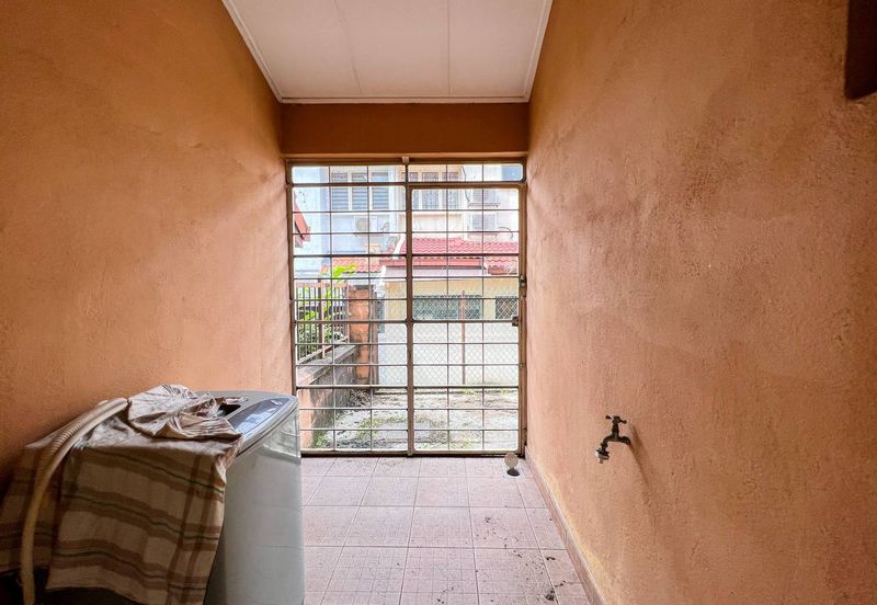 2 storey terrace facing open, Bukit Jelutong