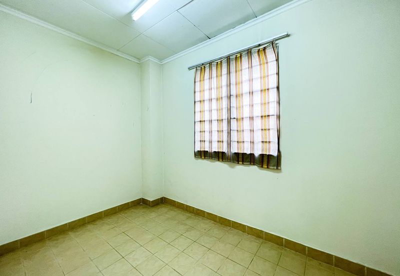 2 storey terrace facing open, Bukit Jelutong