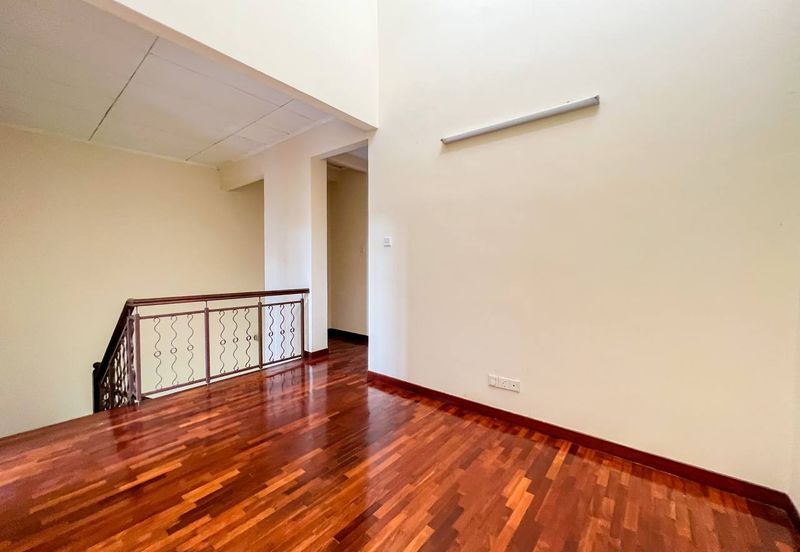 2 storey terrace facing open, Bukit Jelutong