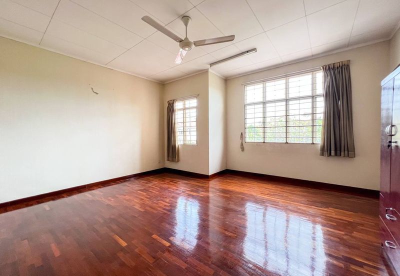 2 storey terrace facing open, Bukit Jelutong