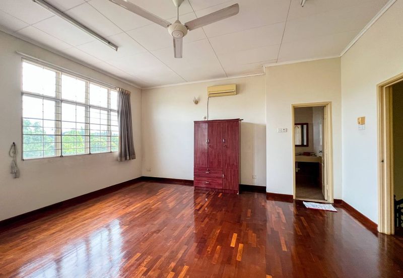 2 storey terrace facing open, Bukit Jelutong