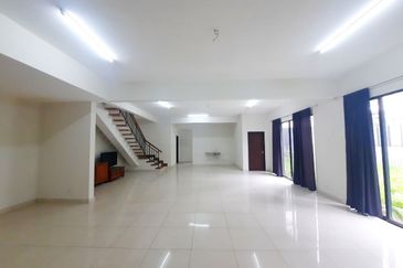 Saffron Hills @ Denai Alam