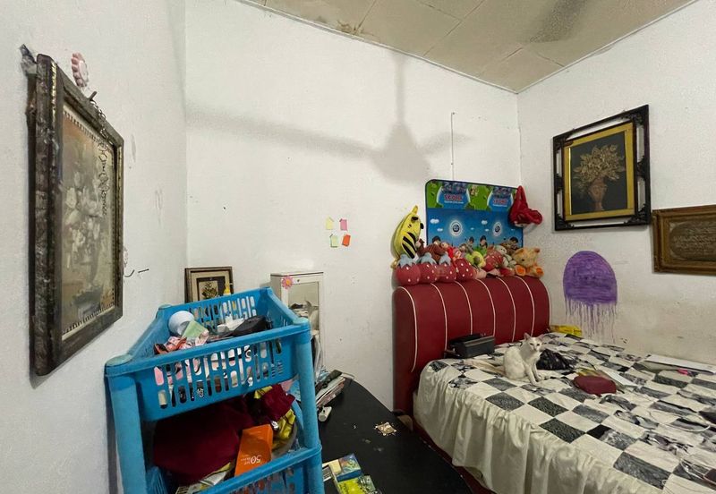 Jalan Teluk Panglima Garang 28/1