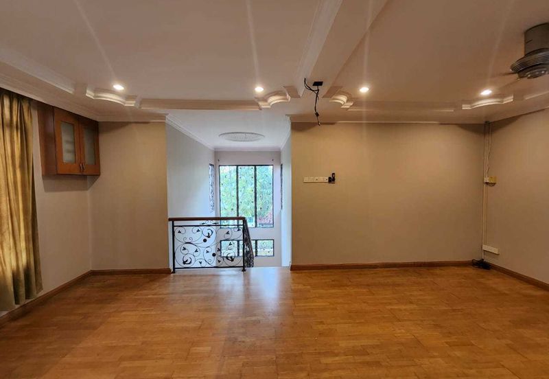 Banglo 2 tingkat 10,500 sqft , dekat masjid, Puncak Alam