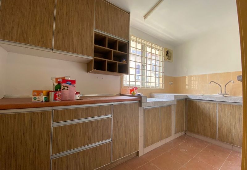 Pusat Bandar Putra Permai