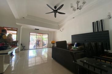 Pusat Bandar Putra Permai