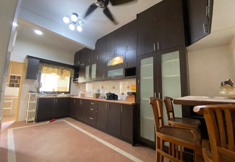 Pusat Bandar Putra Permai