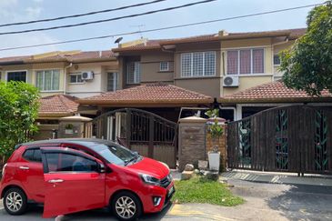 Pusat Bandar Putra Permai