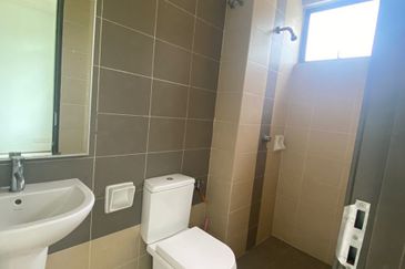 2.5 storey Corner Superlink, REIKA, USJ Height, Subang Jaya