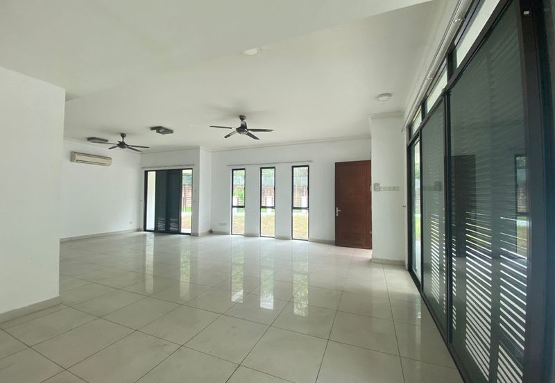 2.5 storey Corner Superlink, REIKA, USJ Height, Subang Jaya