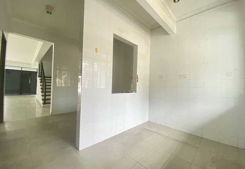 2.5 storey Corner Superlink, REIKA, USJ Height, Subang Jaya