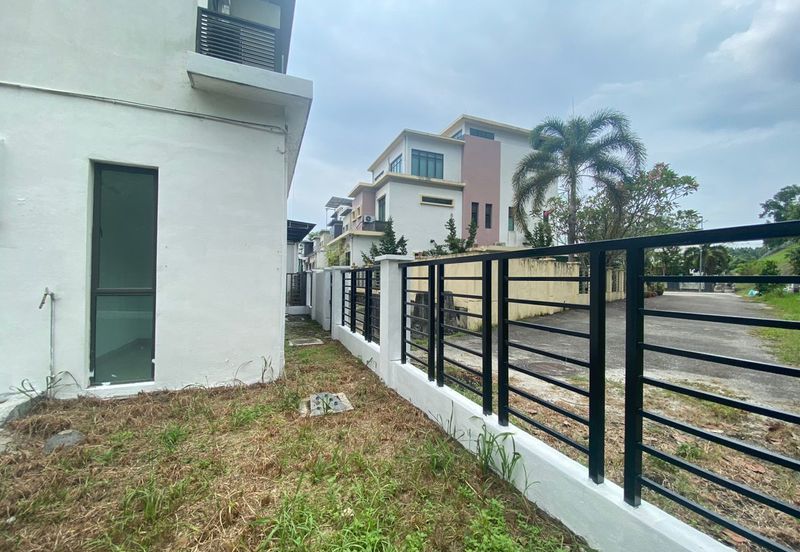 2.5 storey Corner Superlink, REIKA, USJ Height, Subang Jaya