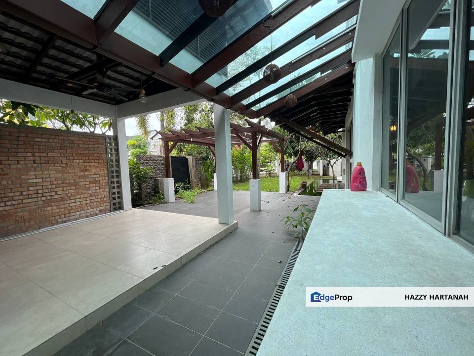 Laman Seri  3 storey semi D, Seksyen 13, Shah Alam, Selangor, Shah Alam