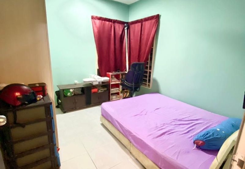 Residensi Laguna Biru 2