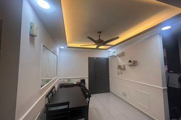 Residensi Laguna Biru 2