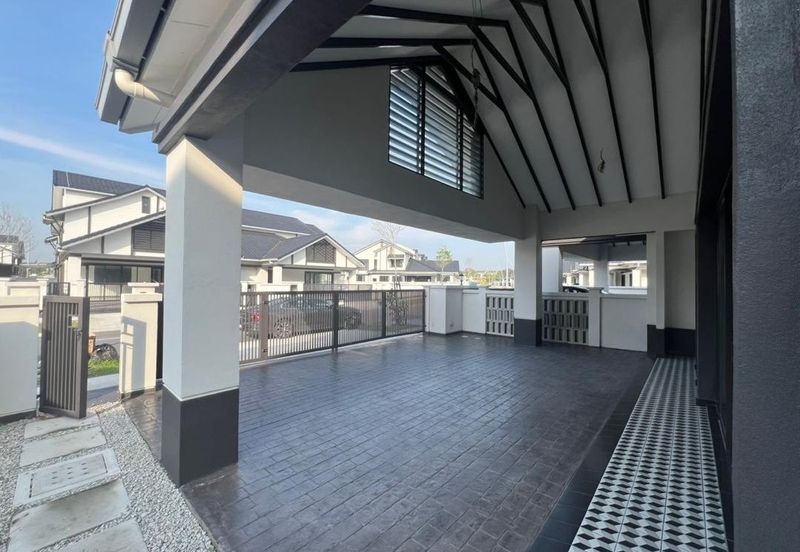 Hevea Elmina Gardens