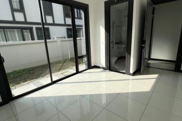 Hevea Elmina Gardens