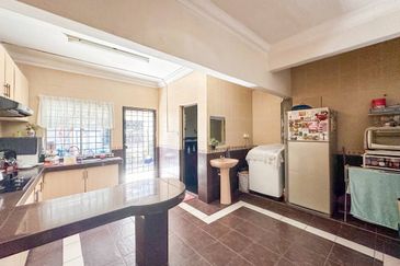 Taman Sri Subang PJS 10