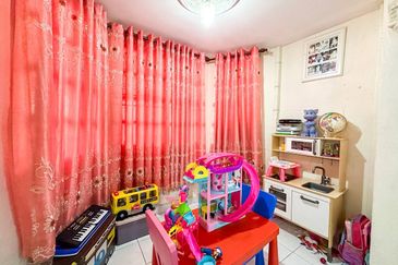 Taman Sri Subang PJS 10