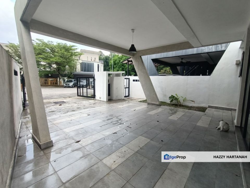 2 Storey Superlink, Laman Glenmarie, Endlot, Freehold, Shah Alam., Selangor, Glenmarie