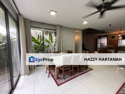 3-storey Superlink House with Lift Laman Glenmarie, Belakang view padang Golf!, Selangor, Glenmarie