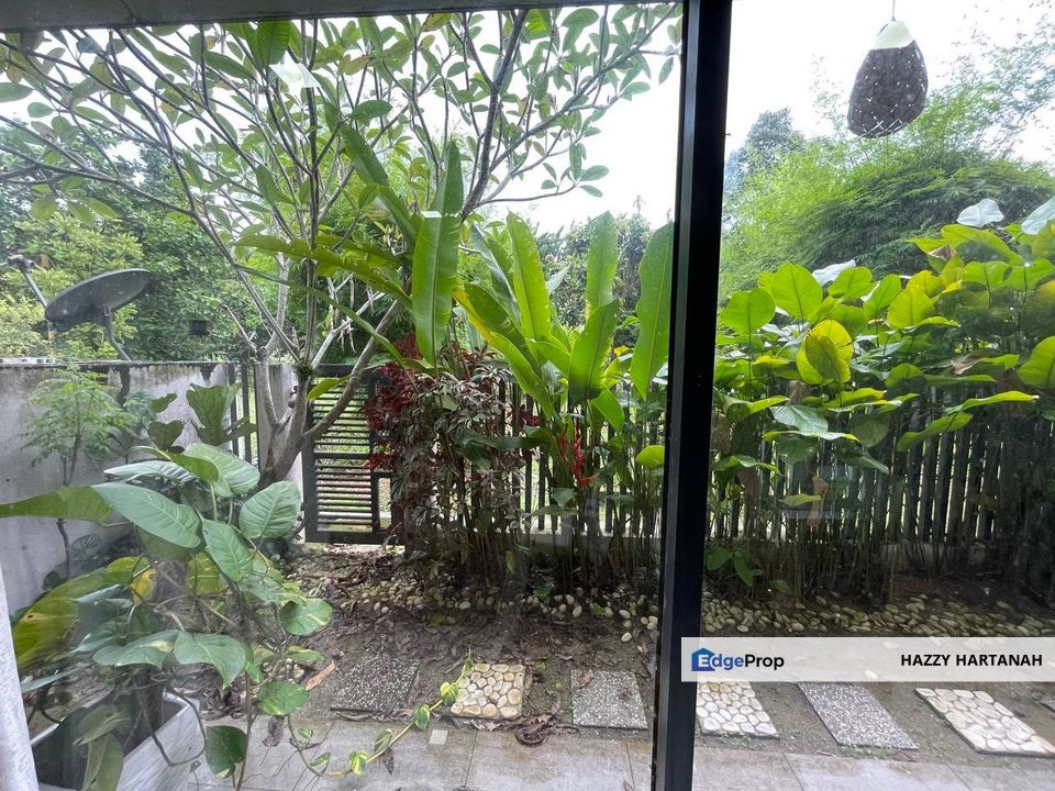 3-storey Superlink House with Lift Laman Glenmarie, Belakang view padang Golf!, Selangor, Glenmarie