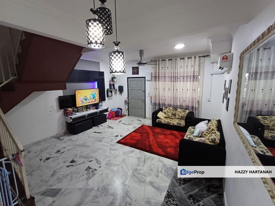 FULLY RENOVATED !!! Double Storey Terace Jalan Hijau Bandar Tasik Puteri Rawang, Selangor, Rawang