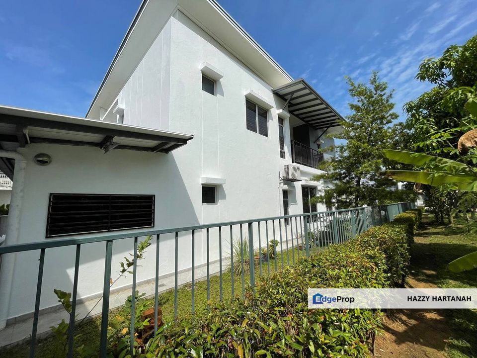 Semi D, Type: Paradeso Corner lot. Banyan 2, Bandar Seri Coalfied , Selangor, Sungai Buloh