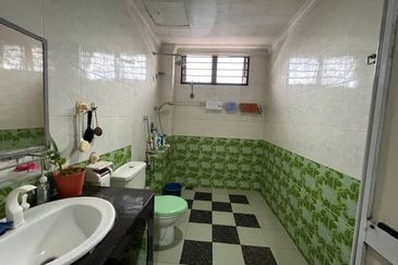 Seksyen 11, Kota Damansara