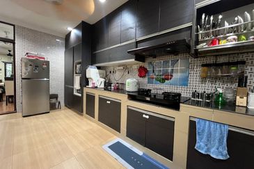 Seksyen 11, Kota Damansara