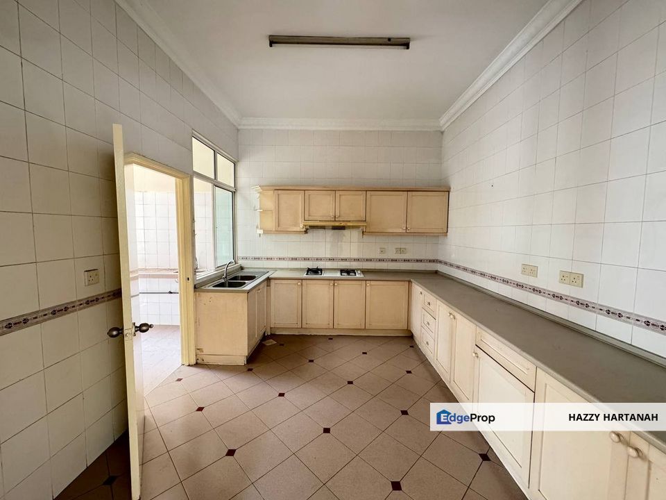 BANDAR SRI DAMANSARA (JALAN DAMAR) SEMI-D FOR SALE 5 Minute From MRT , Selangor, Bandar Sri Damansara