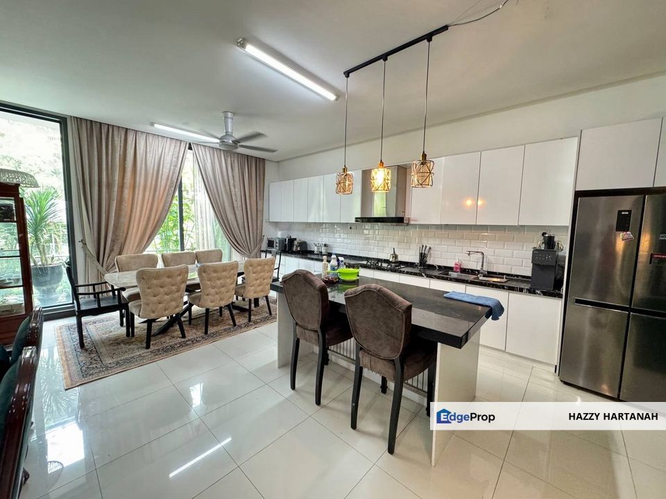 3 Storey Superlink Terrace Thistle Grove Denai Alam Renovation And Additional Bedroom, Selangor, Denai Alam