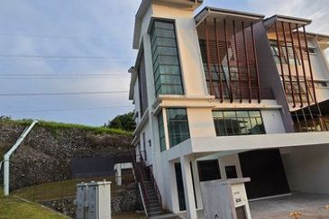 Kingsley Hills @ Putra Heights