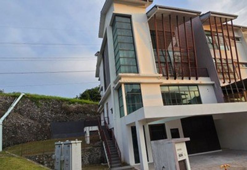 Kingsley Hills @ Putra Heights