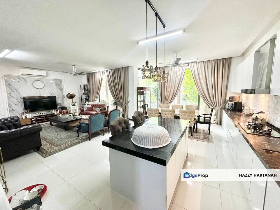 Fully Furnished Freehold 3 Storey Superlink Terrace @ Thistle Grove, Denai Alam, Shah Alam, Selangor, Shah Alam